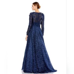 Mac DuggalMac Duggal 11121Regular price$998 Sale price$598Sale